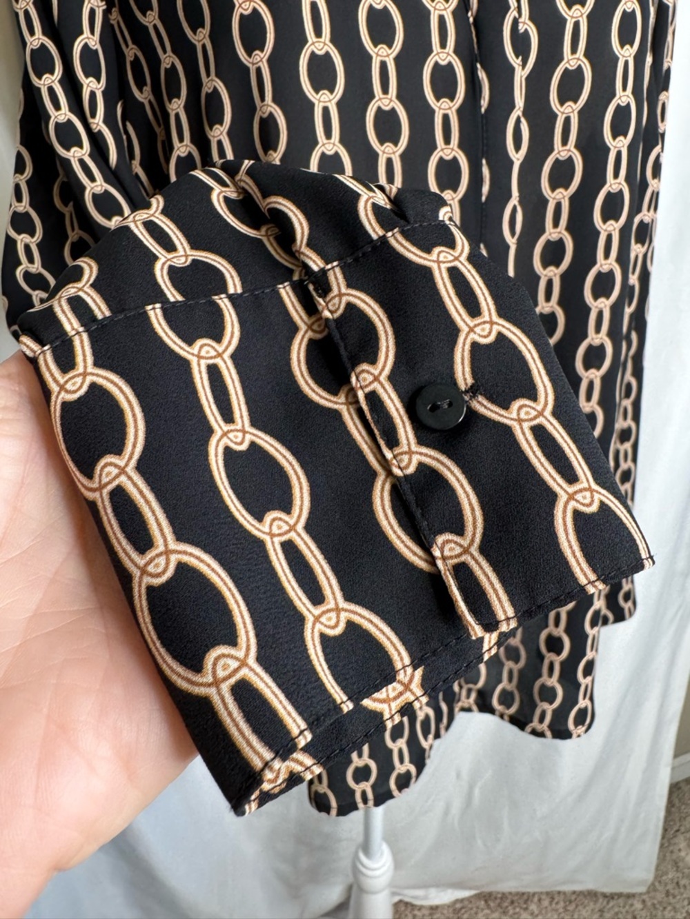 Worthington Chain Print High Low Blouse Large Black Gold Button Front - Picture 4 of 12